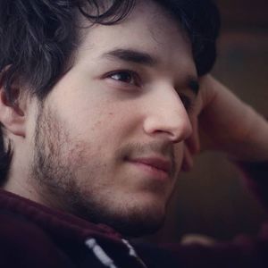 Meet your Posher, Dom